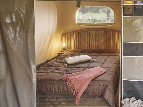 Tente en toile et en bois 4 personnes - Cabanes toilées