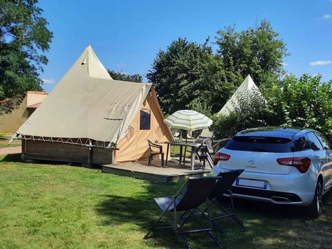 Unique 4 personnes - Tipi meublé 2 chambres - sans sanitaires