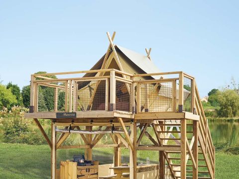 TENTE TOILE ET BOIS 2 personnes - Cabane Perchée