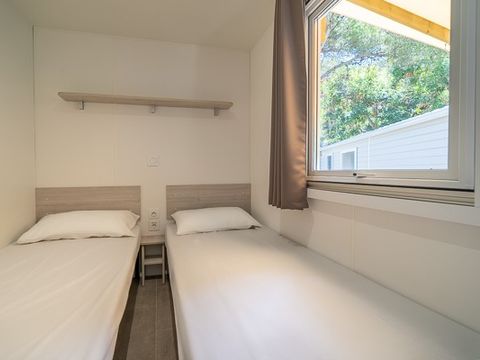MOBILHOME 6 personnes - Comfort XL | 3 Ch. | 6 Pers. | Terrasse Couverte | Clim.
