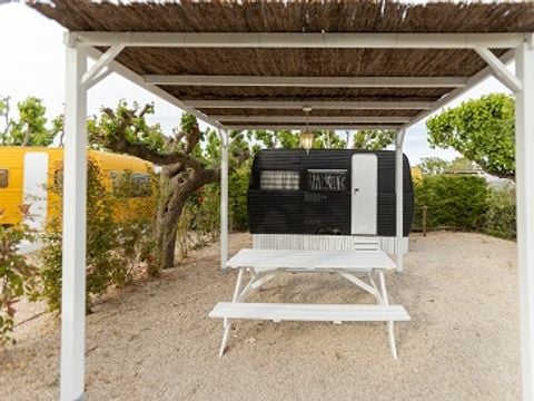 CARAVANE 2 personnes - Negra, sans sanitaires