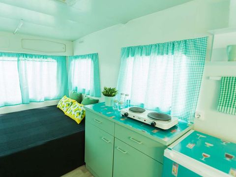 CARAVANE 2 personnes - 13 GLACE