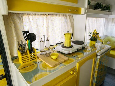 CARAVANE 5 personnes - 07 CITRON