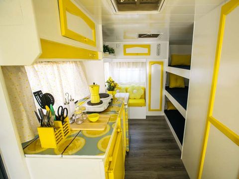 CARAVANE 5 personnes - 07 CITRON