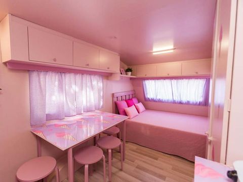 CARAVANE 4 personnes - 16 CAPRICHO