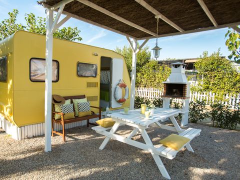 CARAVANE 4 personnes - 02 VANILLE