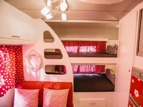 CARAVANE 4 personnes - Granate, sans sanitaires