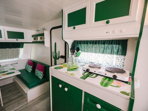 CARAVANE 4 personnes - 21 CACTUS  