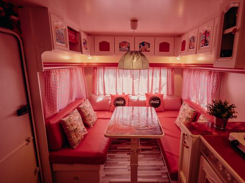 CARAVANE 4 personnes - 33 COLA
