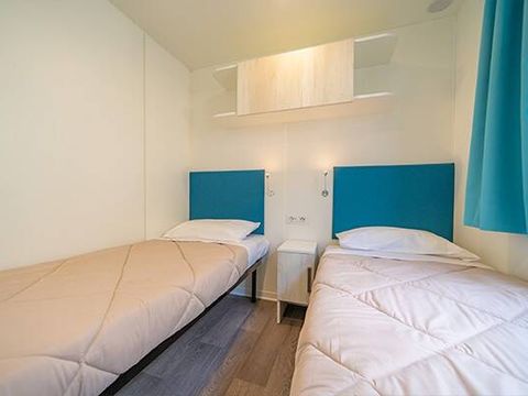 MOBILHOME 4 personnes - Mobil-home | Ultimate | 2 Ch. | 4 Pers. | Terrasse surélevée | 2 SDB | Clim.