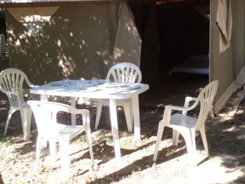 TENTE TOILE ET BOIS 4 personnes - Les Muguets - 4 personnes