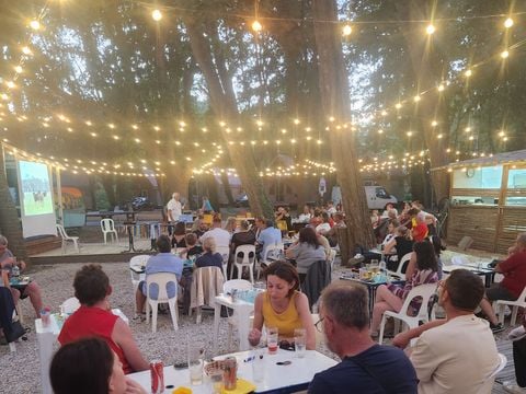 Camping Paradis Bellerive - Camping Gard - Image N°5
