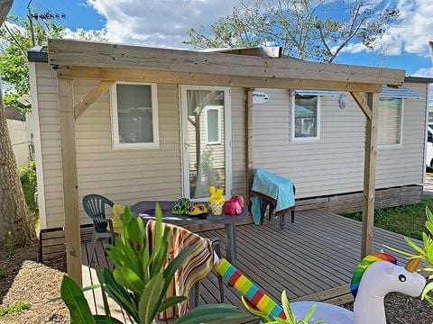 MOBILHOME 4 personnes - 4 Personnes