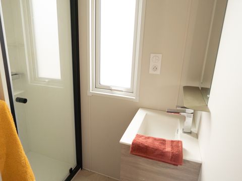 Mobilhome 4 personnes - COTTAGE