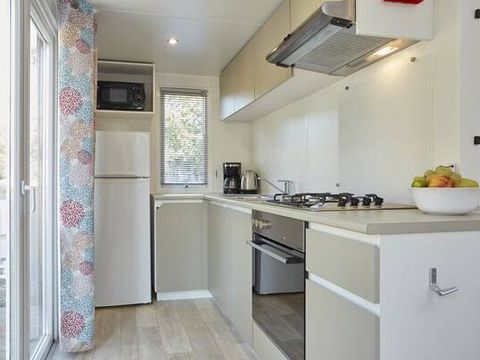 MOBILHOME 6 personnes - Comfort | 2 Ch. | 4/6 Pers. | Terrasse surélevée | 1 SDB | Clim.