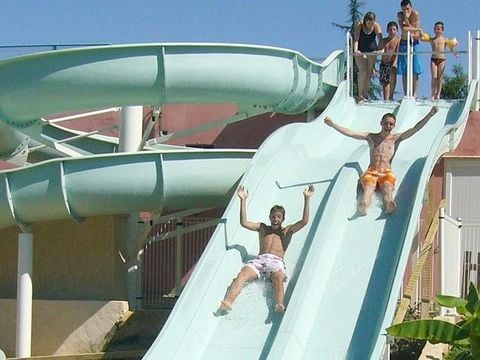 Camping Paradis Domaine Le Quercy - Camping Lot