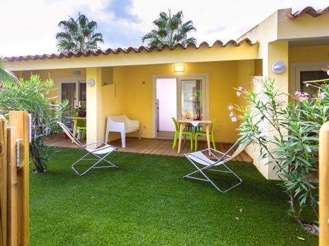 STUDIO 3 personnes - GREEN HOME Studio (séjour avec kitchenette, lit double et lit d'enfant)