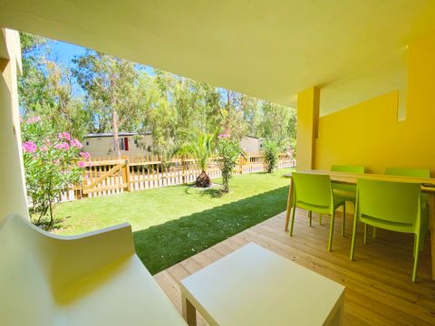 STUDIO 3 personnes - GREEN HOME Studio (séjour avec kitchenette, lit double et lit d'enfant)