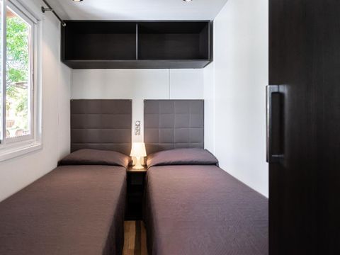 MOBILHOME 6 personnes - COLORFUL avec trois chambres