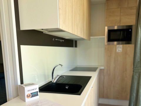 MOBILHOME 5 personnes - BEACHLUXE avec deux chambres et bain à remous