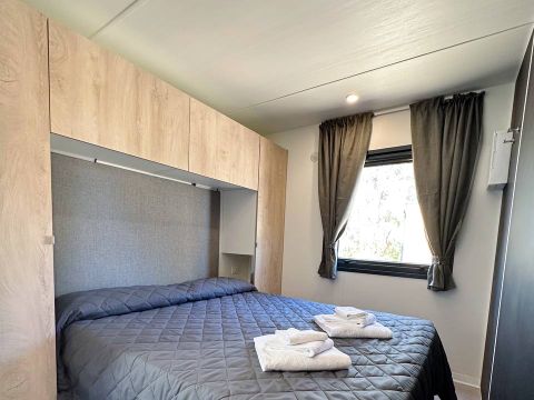 MOBILHOME 5 personnes - BEACHLUXE avec deux chambres et bain à remous