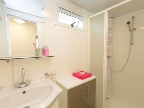 MOBILHOME 6 personnes - Classic | 3 Ch. | 4/6 Pers. | Terrasse surélevée | Clim