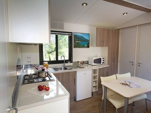 MOBILHOME 6 personnes - Comfort XL | 2 Ch. | 4/6 Pers. | Terrasse surélevée | Clim