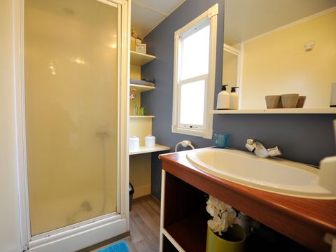 MOBILHOME 4 personnes - ECO Entre 30 et 35 m² MOBILHOME 4 personnes - ECO Entre 30 et 35 m²
