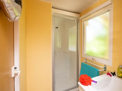 MOBILHOME 4 personnes - CLASSIQUE TERRASSE COUVERTE 27M² dim/dim