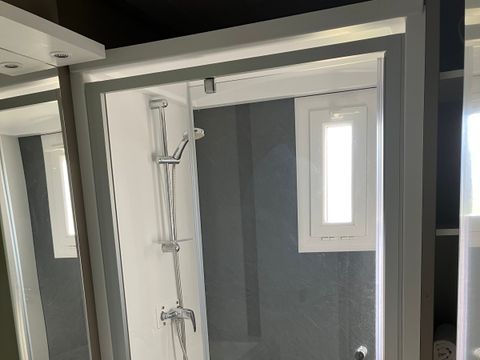 CHALET 6 personnes - Chalet Premium ( 2eme Balcon) - VUE LAC