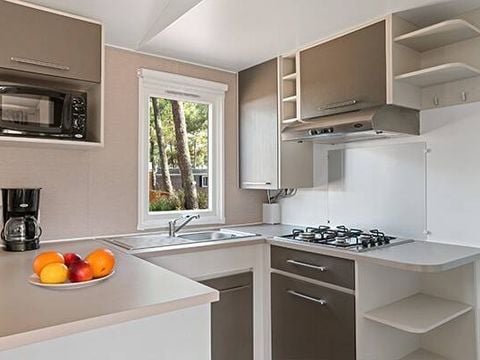 MOBILHOME 6 personnes - Mobil-home | Premium | 3 Ch. | 6 Pers. | Terrasse surélevée | 2 SDB | Clim.