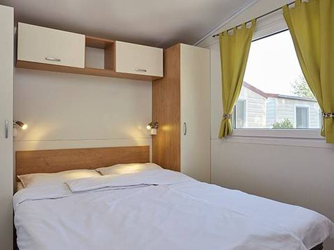 MOBILHOME 6 personnes - Mobil-home | Premium | 3 Ch. | 6 Pers. | Terrasse surélevée | 2 SDB | Clim.