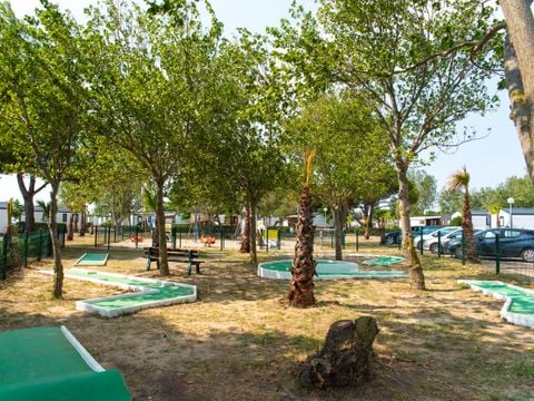 Camping Club La Côte des Roses 4* - MS VACANCES - Camping Aube