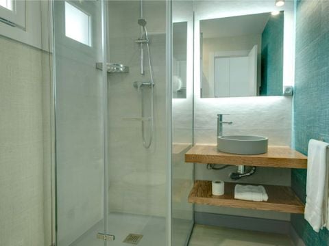 STUDIO 3 personnes - A1 - Studio (capacité : 2 adultes + 1 enfant ou 1 adulte + 2 enfants)