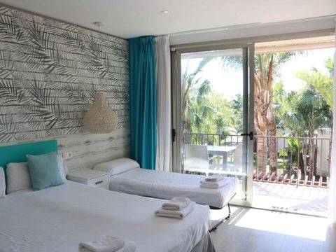 STUDIO 3 personnes - A1 - Studio (capacité : 2 adultes + 1 enfant ou 1 adulte + 2 enfants)