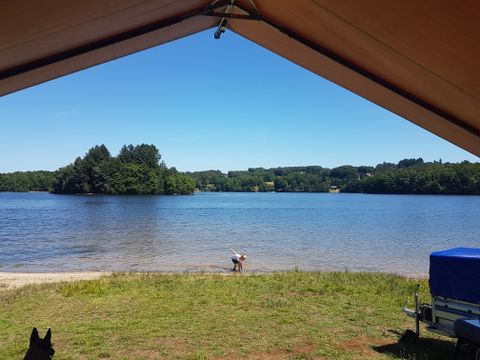 Tente en toile et en bois 4 personnes - Freeflower CONFORT 37m² (2 chambres) dont terrasse couverte 13m²