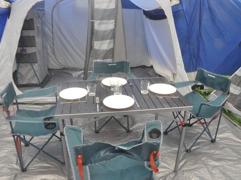 TENTE 4 personnes - Tente équipée
