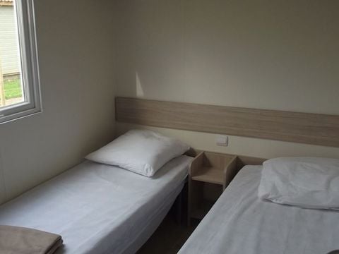MOBILHOME 4 personnes - confort + 2 Ch 4 pers