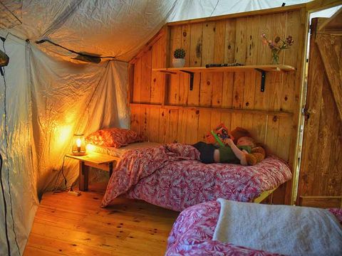 HÉBERGEMENT INSOLITE 6 personnes - Dôme