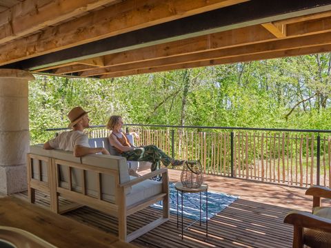 HÉBERGEMENT INSOLITE 5 personnes - Le Pigeonnier