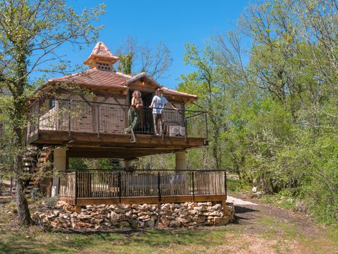 HÉBERGEMENT INSOLITE 5 personnes - Le Pigeonnier