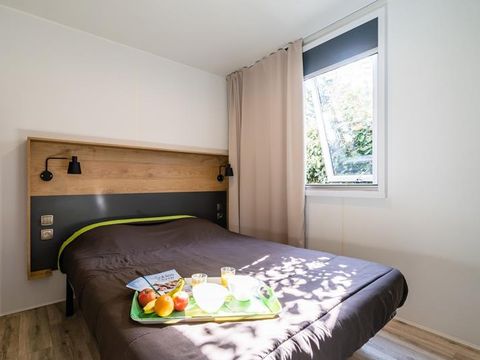 MOBILHOME 6 personnes - Mobil-home Grand Large 34.5m² (3 chambres) (- de 8 ans) + TV + Terrasse 4/6 pers