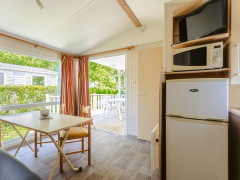 MOBILHOME 4 personnes - Mobil home Cottage intégré 27.5m² (2 chambres) (+ de 13 ans) + terrasse intégrée+ TV 4 pers