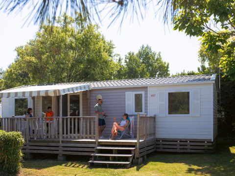 MOBILHOME 8 personnes - Mobil-home Sable 40m² (4 chambres) + TV + Terrasse couverte (+ de 8 ans) 8 pers