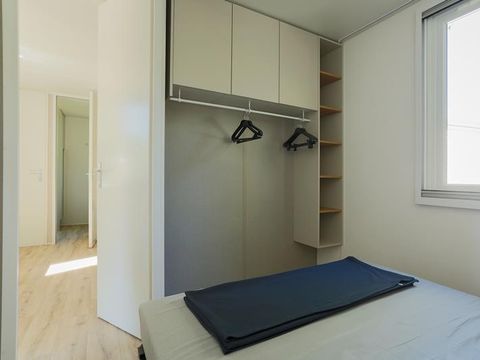 MOBILHOME 4 personnes - Mobil-home Horizon 27.5m² (2 chambres) (- de 8 ans) + terrasse intégrée + TV 4 pers