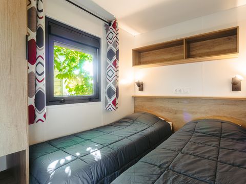MOBILHOME 6 personnes - Premium 3 ch. avec spa (37m²)