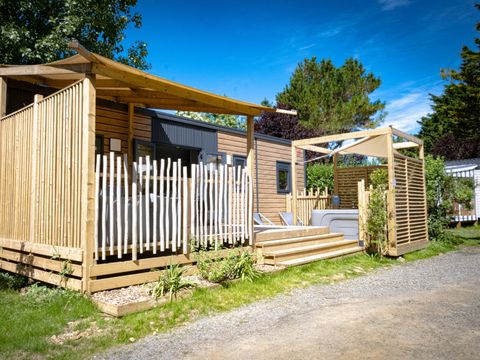 MOBILHOME 6 personnes - Mobil-home Premium 3 ch. avec spa (37m²) 4/6 pers