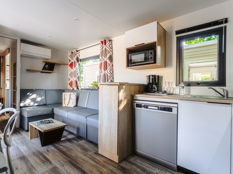 MOBILHOME 4 personnes - Mobil-home Premium 2ch. avec spa (33m²) 4 pers