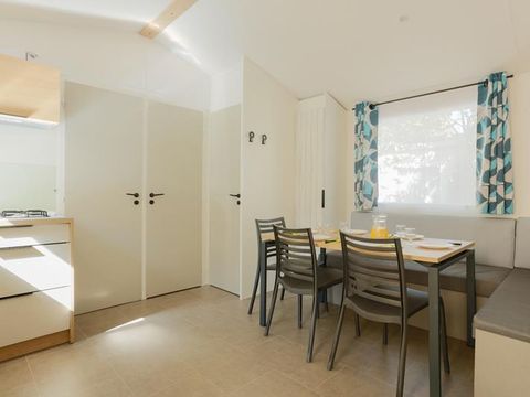MOBILHOME 5 personnes - Mobil-home Evasion 28.5m² (2 chambres D) (- de 8 ans) + TV + Terrasse