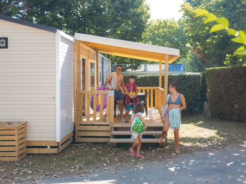 MOBILHOME 6 personnes - Mobil-home Grand Large Plus 34.5m² (3 chambres) (- de 3 ans) + TV + Terrasse + lave-vaisselle + clim 6 pers